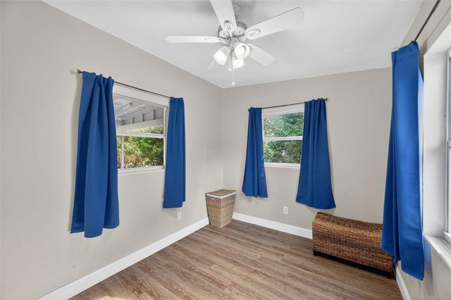 831 WOODLAWN STREET, Clearwater, FL 33756