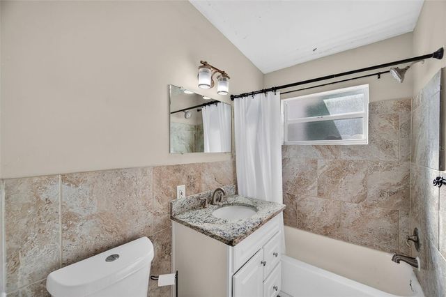 831 WOODLAWN STREET, Clearwater, FL 33756