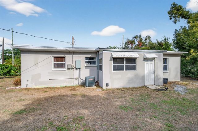 831 WOODLAWN STREET, Clearwater, FL 33756