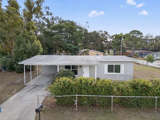 831 WOODLAWN STREET, Clearwater, FL 33756