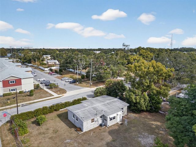 831 WOODLAWN STREET, Clearwater, FL 33756