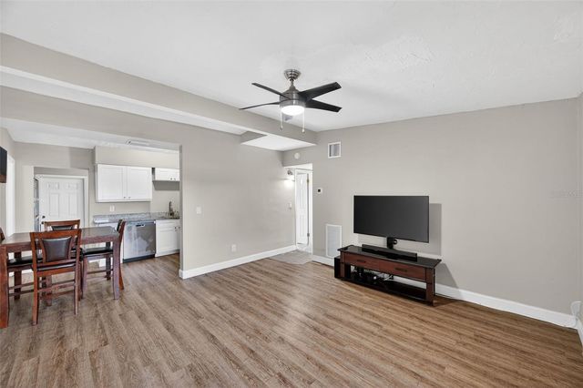 831 WOODLAWN STREET, Clearwater, FL 33756