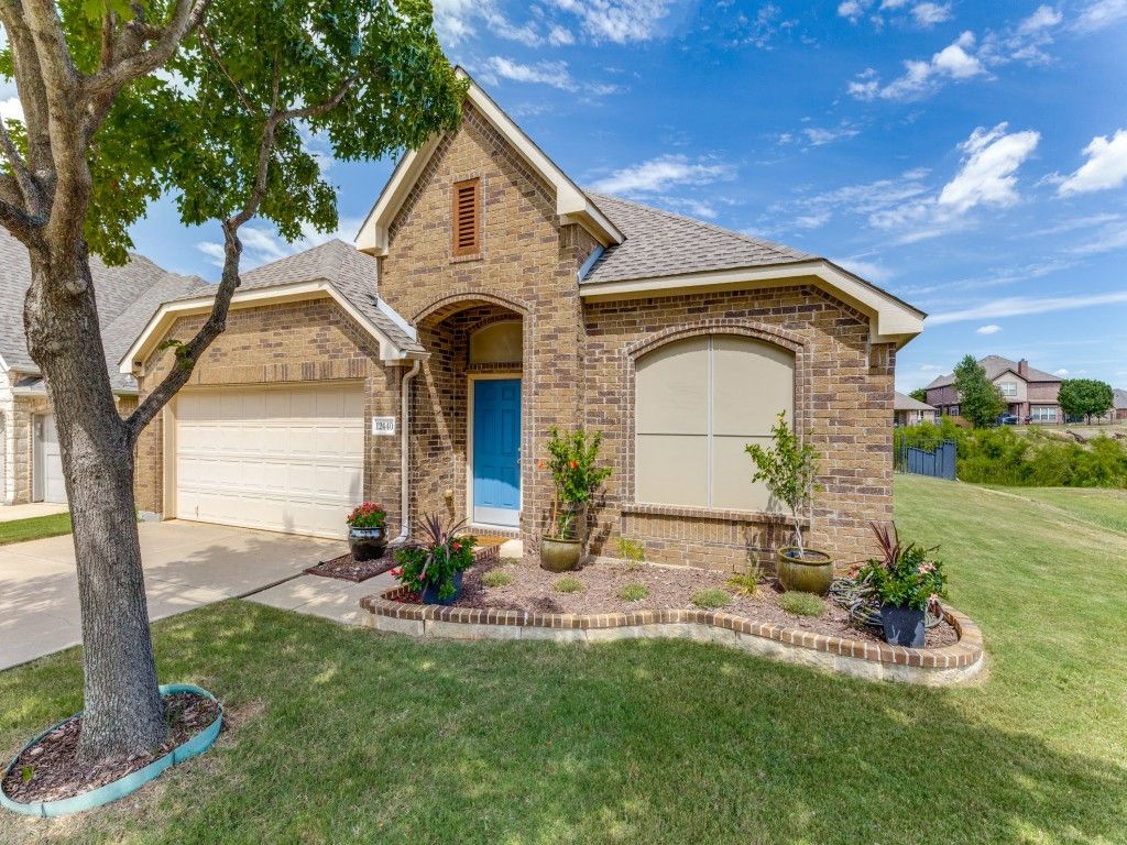 12440 Woods Edge Trail, Fort Worth, TX 76244