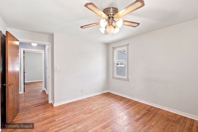 121 S Commonwealth Avenue, Elgin, IL 60123