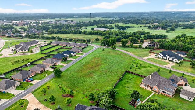 2217 Norwood Street, Sherman, TX 75092