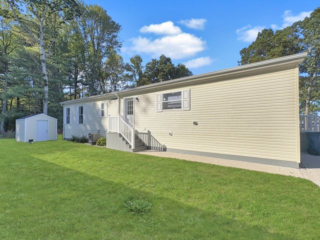 115 San Souci Drive Nw, Sparta Twp, MI 49345