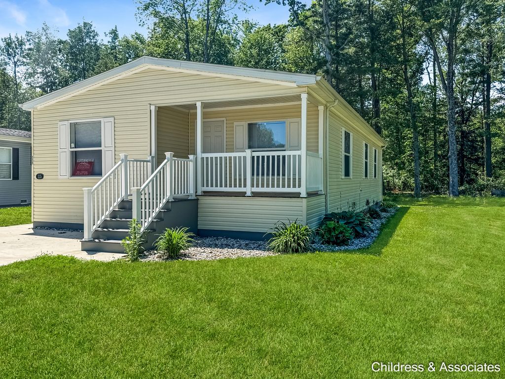 115 San Souci Drive Nw, Sparta Twp, MI 49345