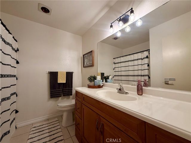 24525 Trevino U1, Valencia, CA 91355