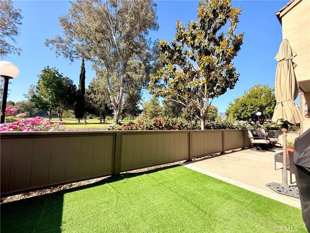 24525 Trevino U1, Valencia, CA 91355