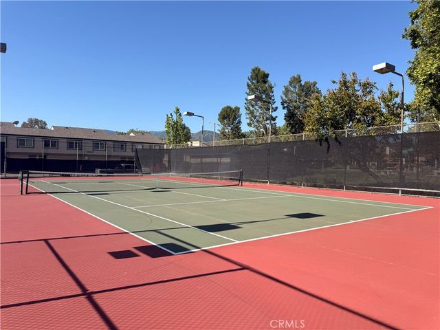 24525 Trevino U1, Valencia, CA 91355
