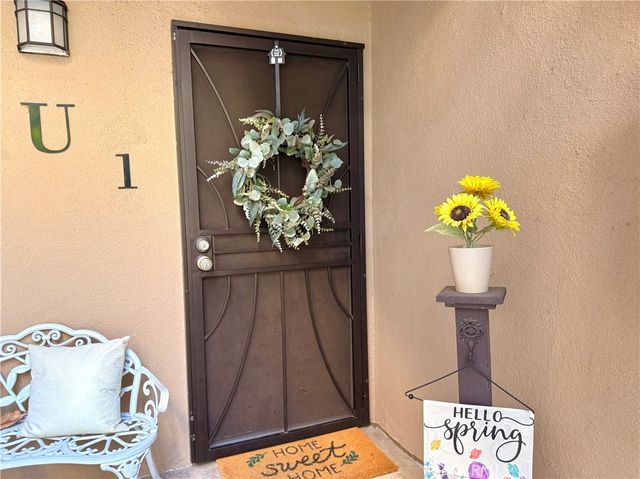 24525 Trevino U1, Valencia, CA 91355
