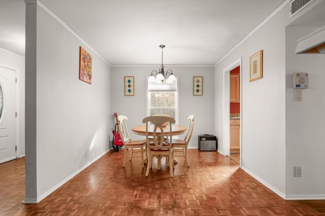 6631 Valleyside RD, Austin, TX 78731