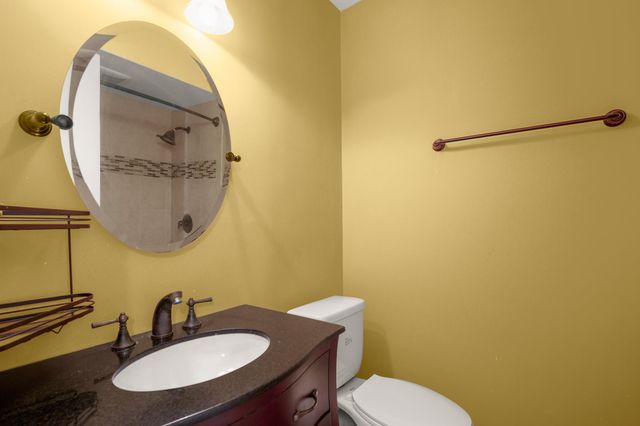 6631 Valleyside RD, Austin, TX 78731