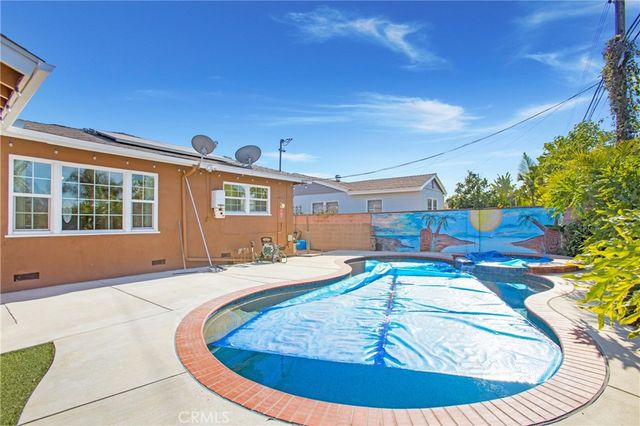 825 Mulberry, Brea, CA 92821