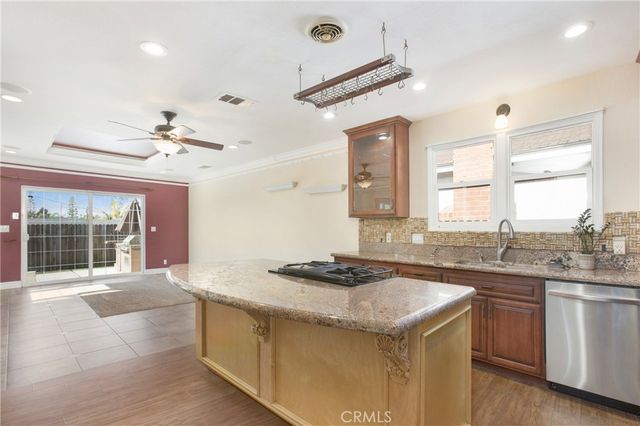 825 Mulberry, Brea, CA 92821