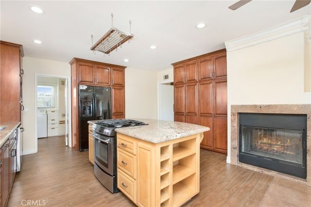 825 Mulberry, Brea, CA 92821