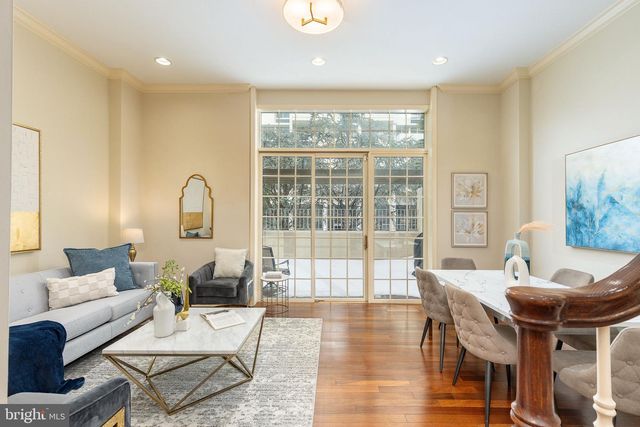 621 SPRUCE ST, Philadelphia, PA 19106