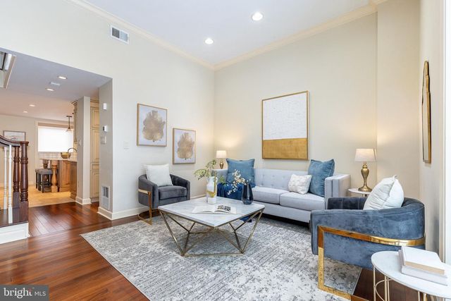 621 SPRUCE ST, Philadelphia, PA 19106