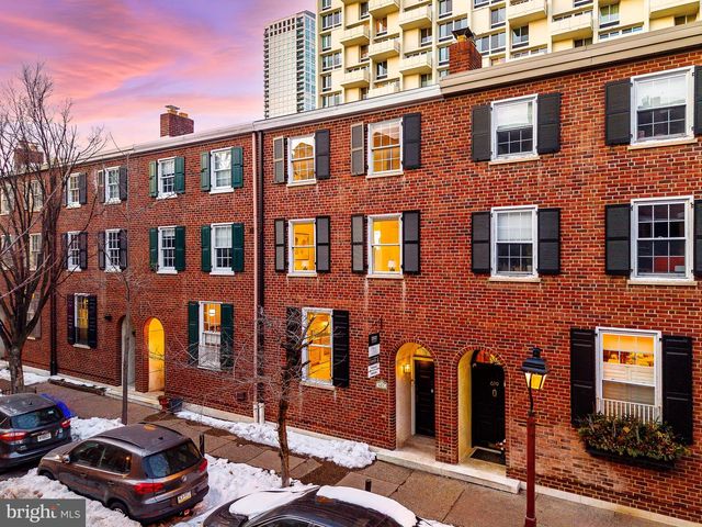 621 SPRUCE ST, Philadelphia, PA 19106