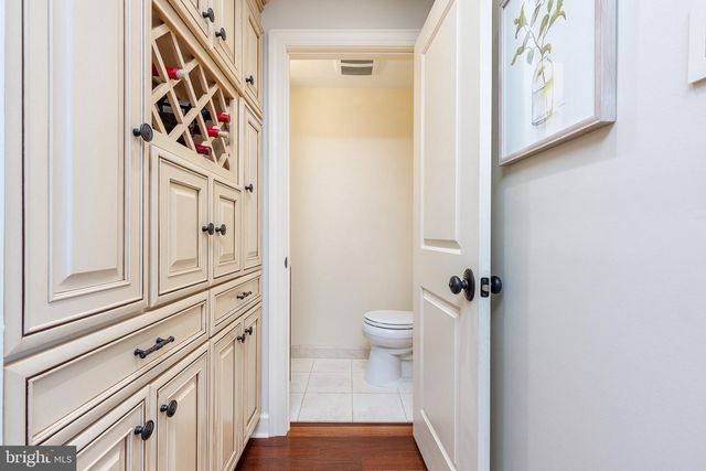 621 SPRUCE ST, Philadelphia, PA 19106