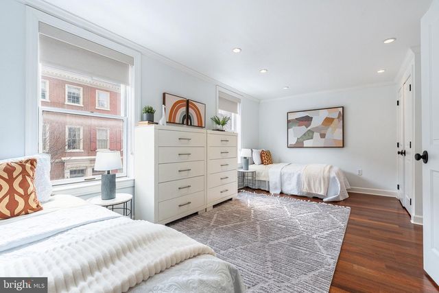 621 SPRUCE ST, Philadelphia, PA 19106