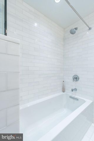 621 SPRUCE ST, Philadelphia, PA 19106