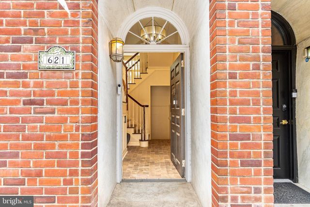 621 SPRUCE ST, Philadelphia, PA 19106