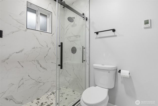 1927 42nd Avenue SW, Seattle, WA 98116