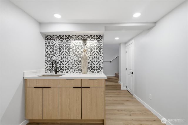 1927 42nd Avenue SW, Seattle, WA 98116