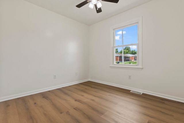 809 S Central Avenue, Nicholasville, KY 40356