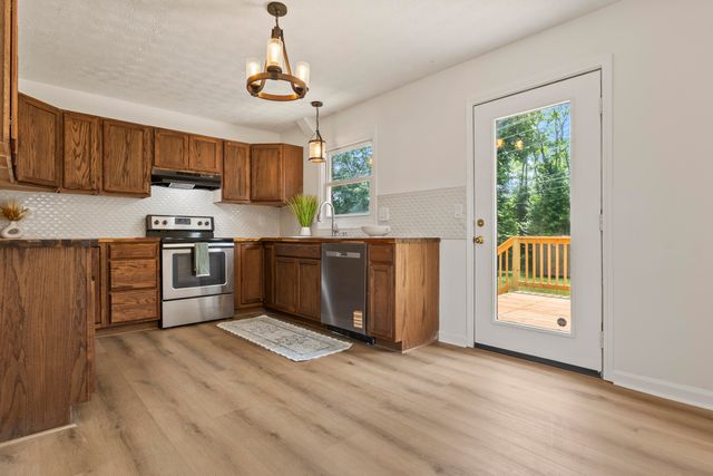 809 S Central Avenue, Nicholasville, KY 40356