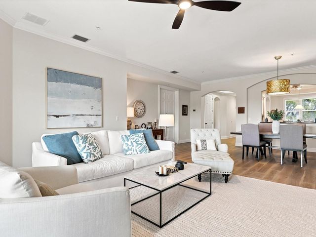 5122 MANORWOOD DRIVE 4B, Sarasota, FL 34235