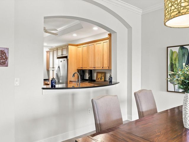 5122 MANORWOOD DRIVE 4B, Sarasota, FL 34235