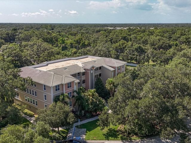 5122 MANORWOOD DRIVE 4B, Sarasota, FL 34235