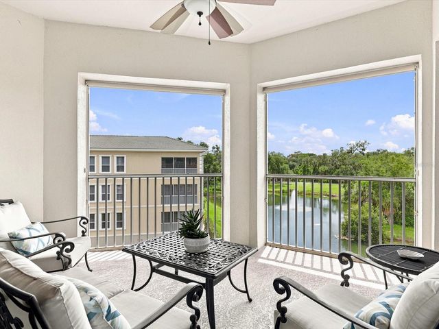 5122 MANORWOOD DRIVE 4B, Sarasota, FL 34235