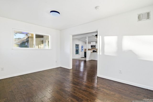 2822 Knight Robin, San Antonio, TX 78209