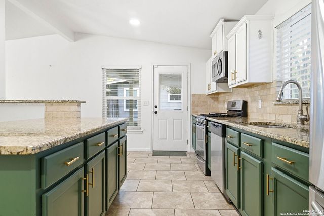 2822 Knight Robin, San Antonio, TX 78209