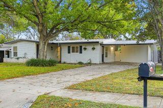 2822 Knight Robin, San Antonio, TX 78209