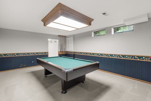 7200 Plum Drive, Urbandale, IA 50322