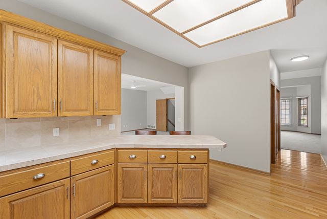 7200 Plum Drive, Urbandale, IA 50322