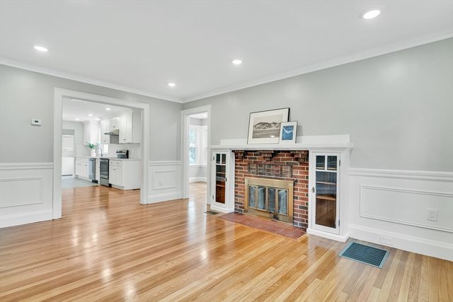 37-39 Lewis Rd 1, Belmont, MA 02478