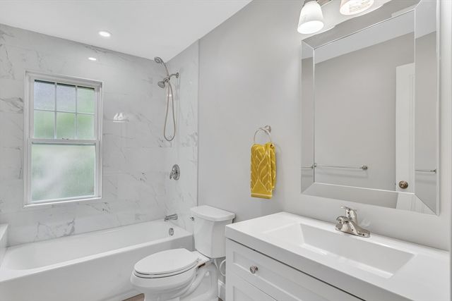 37-39 Lewis Rd 1, Belmont, MA 02478