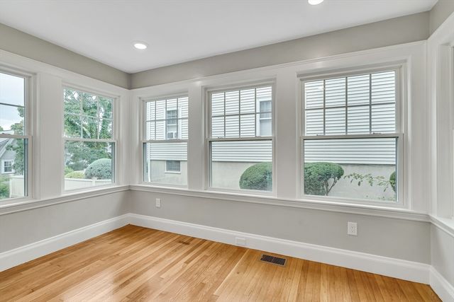 37-39 Lewis Rd 1, Belmont, MA 02478