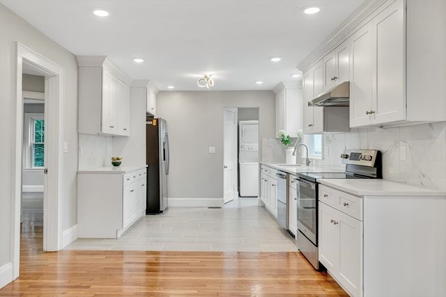 37-39 Lewis Rd 1, Belmont, MA 02478