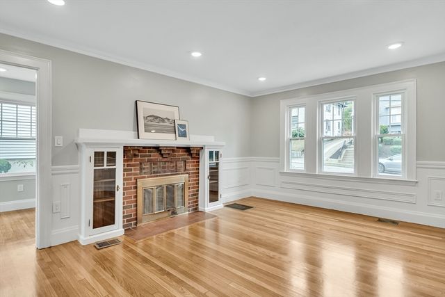 37-39 Lewis Rd 1, Belmont, MA 02478
