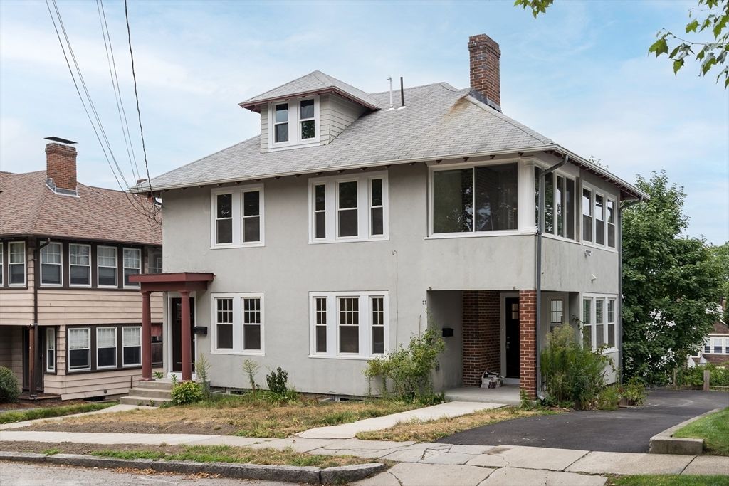 37-39 Lewis Rd 1, Belmont, MA 02478