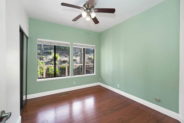 2436 2436 Sebastopol ln 2, Hayward, CA 94542