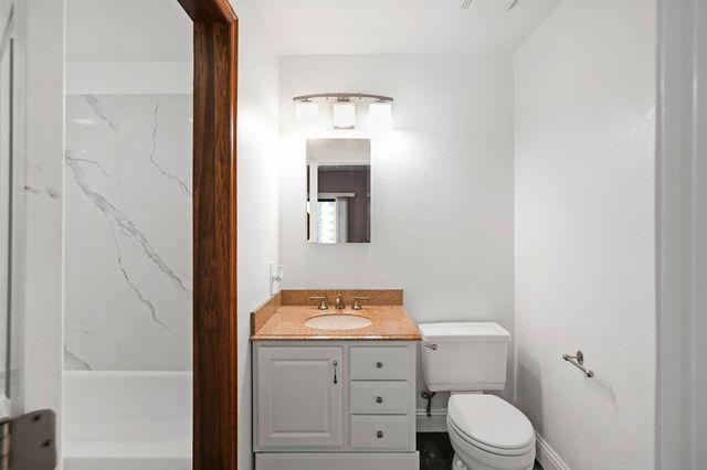 2436 2436 Sebastopol ln 2, Hayward, CA 94542