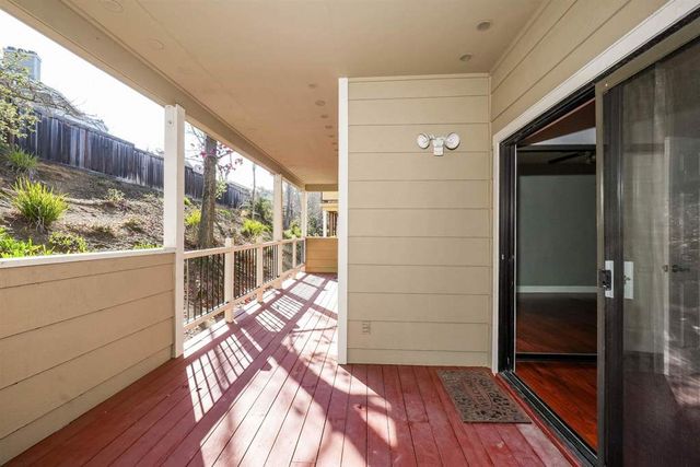 2436 2436 Sebastopol ln 2, Hayward, CA 94542