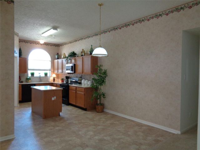 2617 15th Street N, Texas City, TX 77590